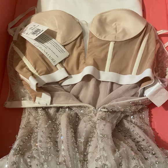 GALINA SIGNATURE - Beaded Tulle Sweetheart Trumpet Wedding Dress - Picture 4 of 12